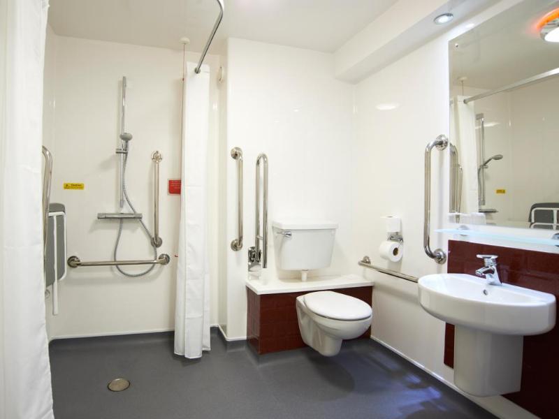 Travelodge Paignton Seafront Esterno foto